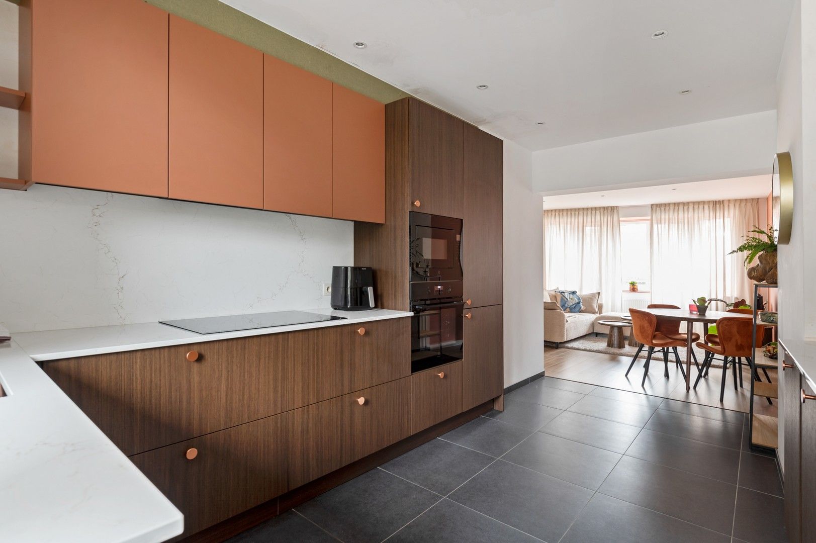 Recent instapklaar 2-slpk appartement in centrum Brasschaat foto 7