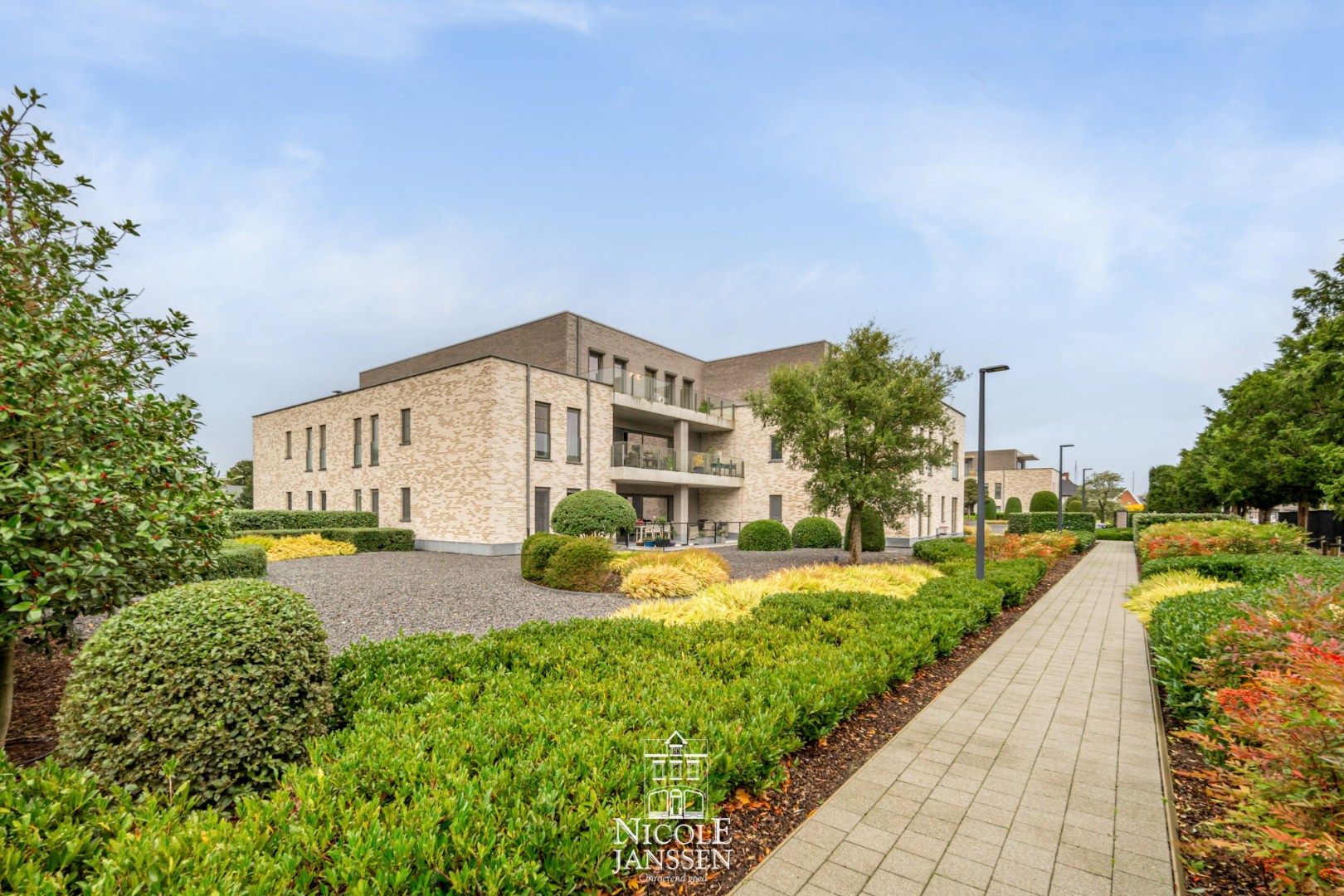 Exclusief penthouse met drie terrassen en vier garageboxen in de prachtige Residentie ILEX foto 35