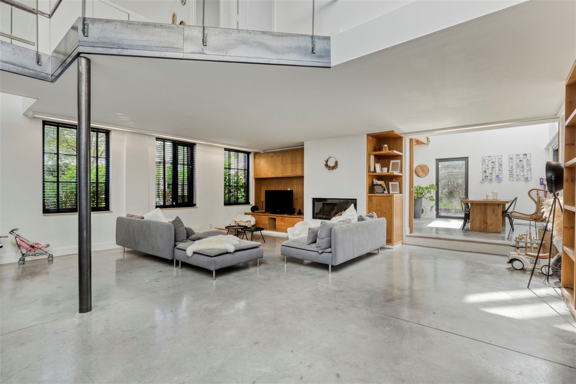 Riante, enorm karaktervolle woning met tuin op TOP-ligging! foto 5