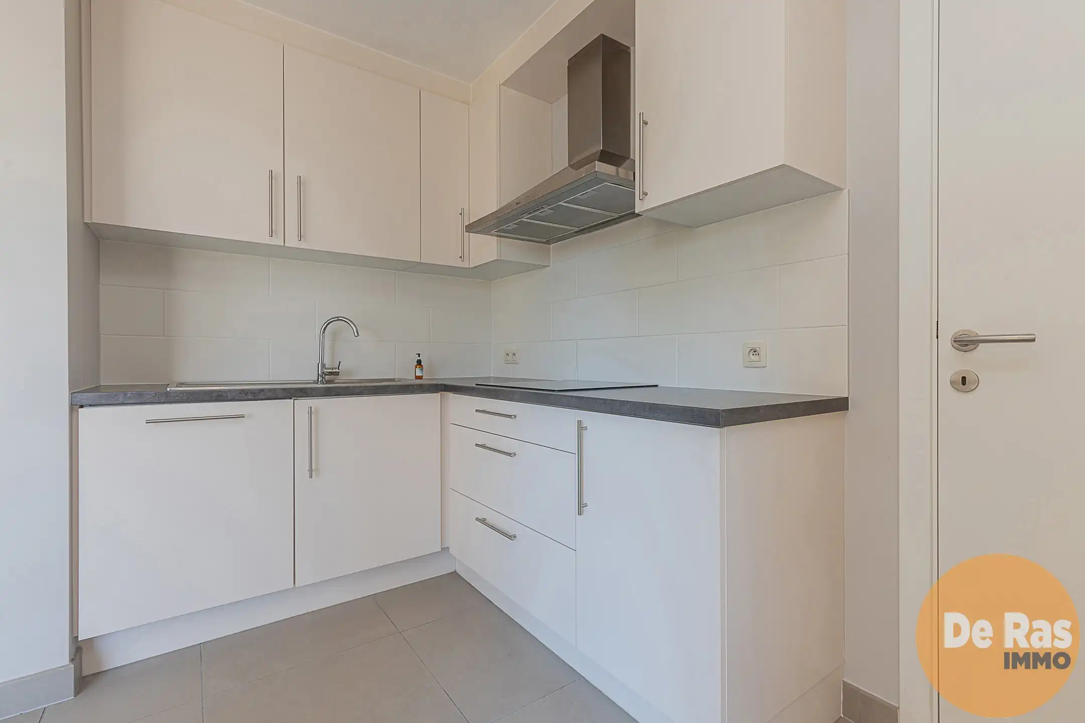 ERWETEGEM - Verzorgd 2-slaapkamerappartement met 2 terrassen foto 9