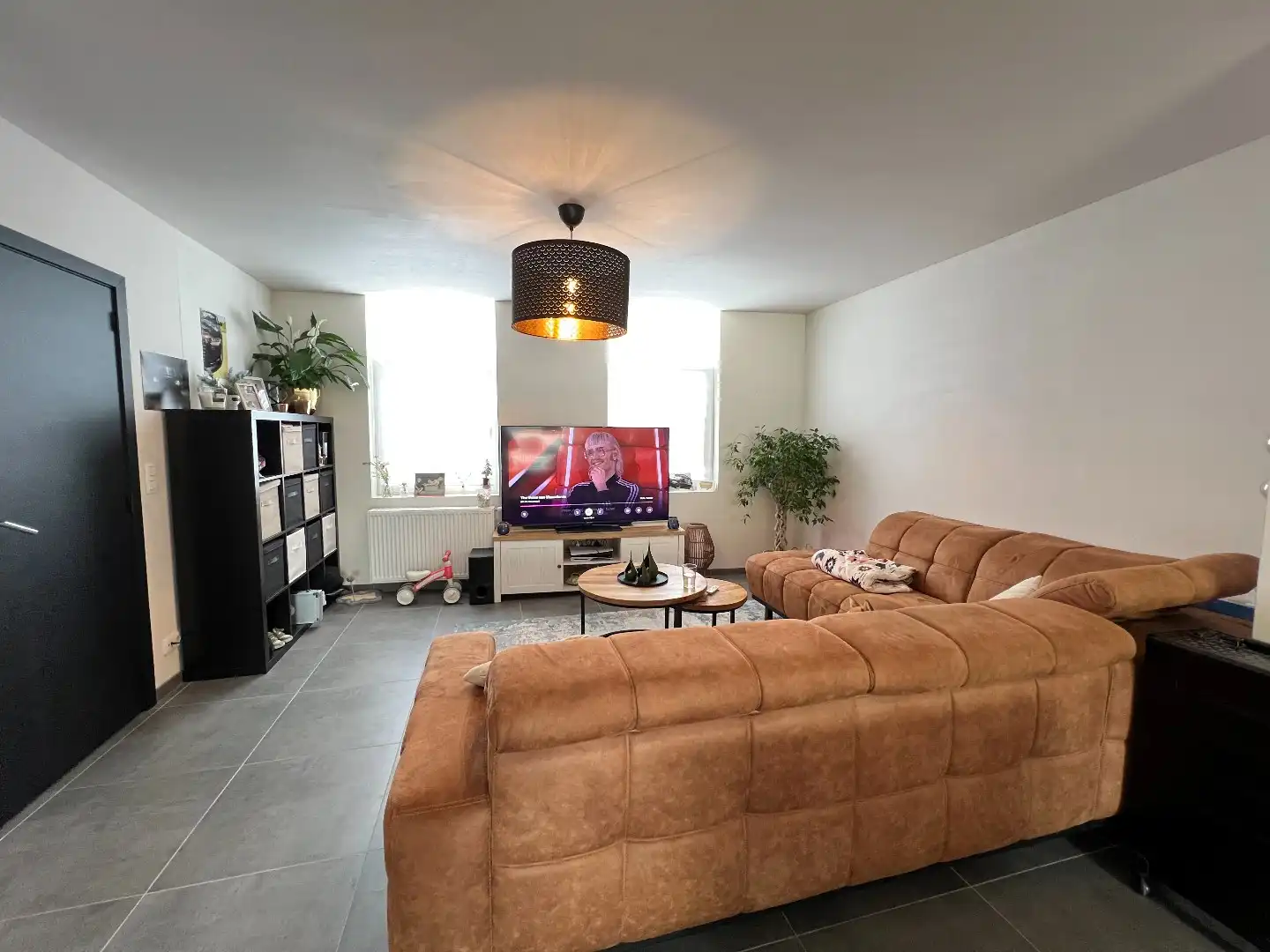Te huur: Volledig gerenoveerde woning in hartje Vlamertinge foto 3