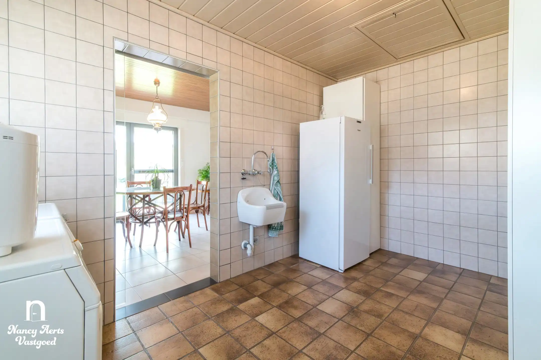 Lichtrijke woning met prachtige tuin en groeipotentieel foto 36