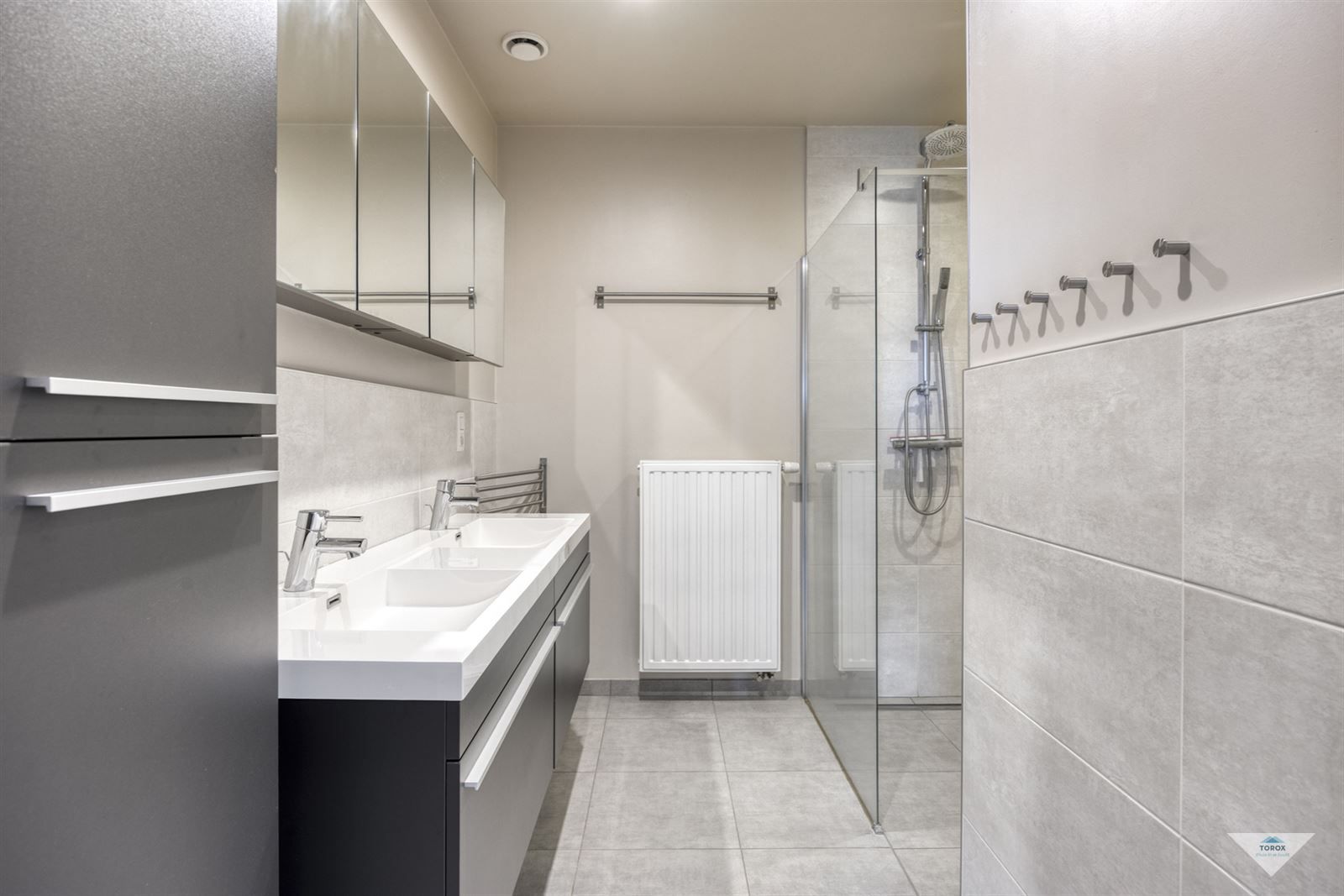 Instapklare gezinswoning met 5 slaapkamers op toplocatie  foto 9