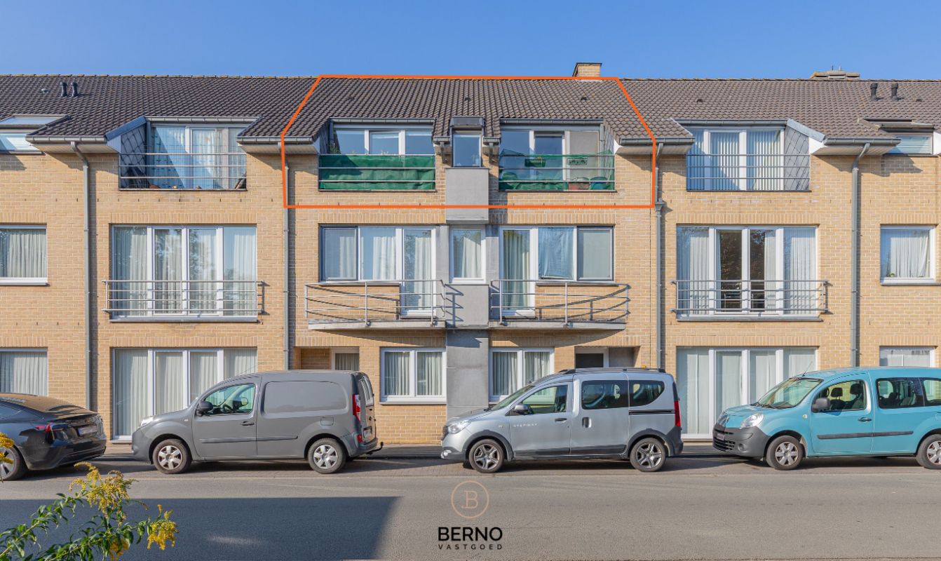 Sint-Gillis - Binnenstraat 16 bus 3 foto {{pictureIndex}}