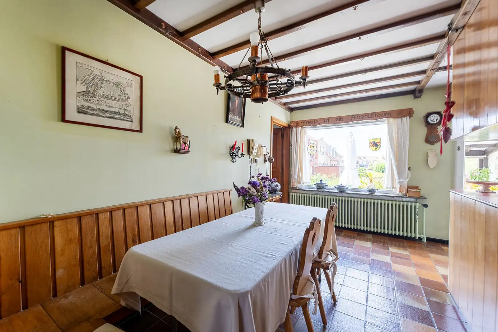 Uitzonderlijke gezinswoning (275m²) met ruim atelier, zonnig terras, garage en prachtige tuin foto 11