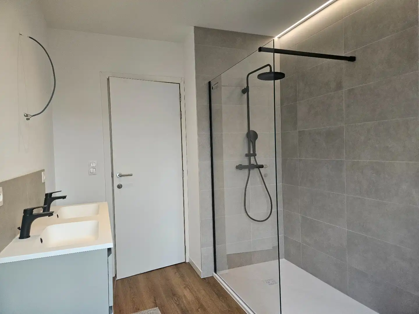 Nieuwbouwwoning met 3 slaapkamers en tuin in het centrum van Mol! foto 10