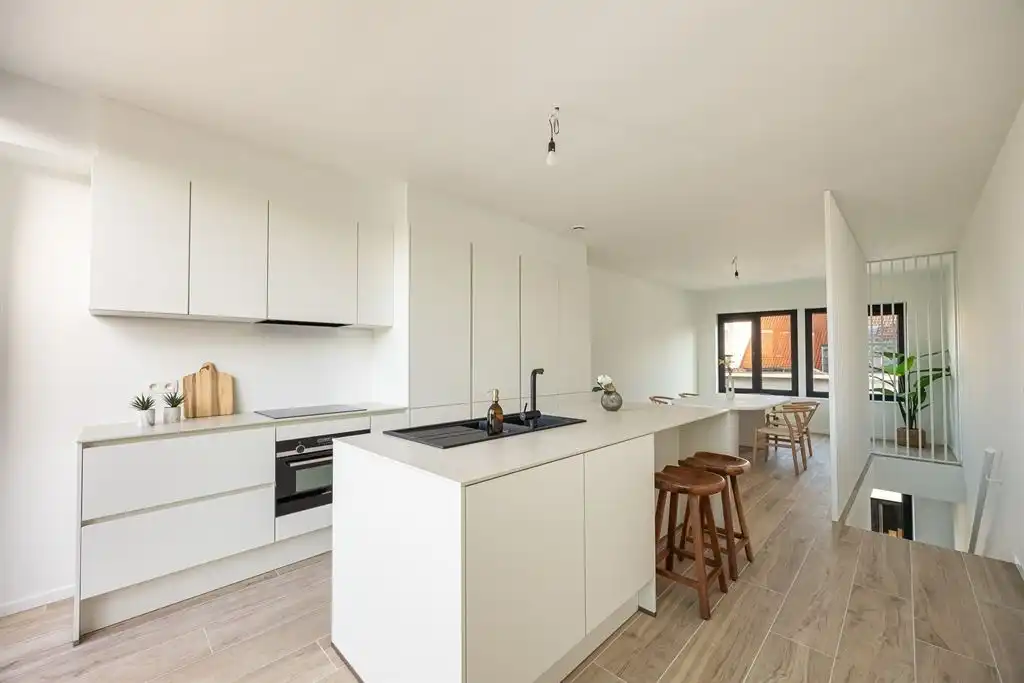 Unieke, energiezuinige woning met dakterras foto 3