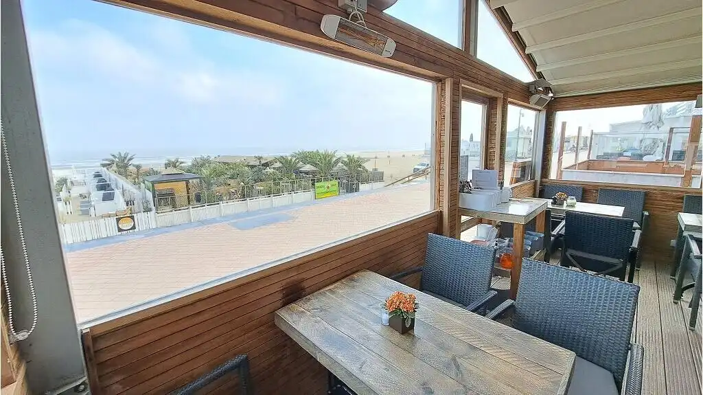 Horecapand met Terras op de Zeedijk te koop in Blankenberge foto 13