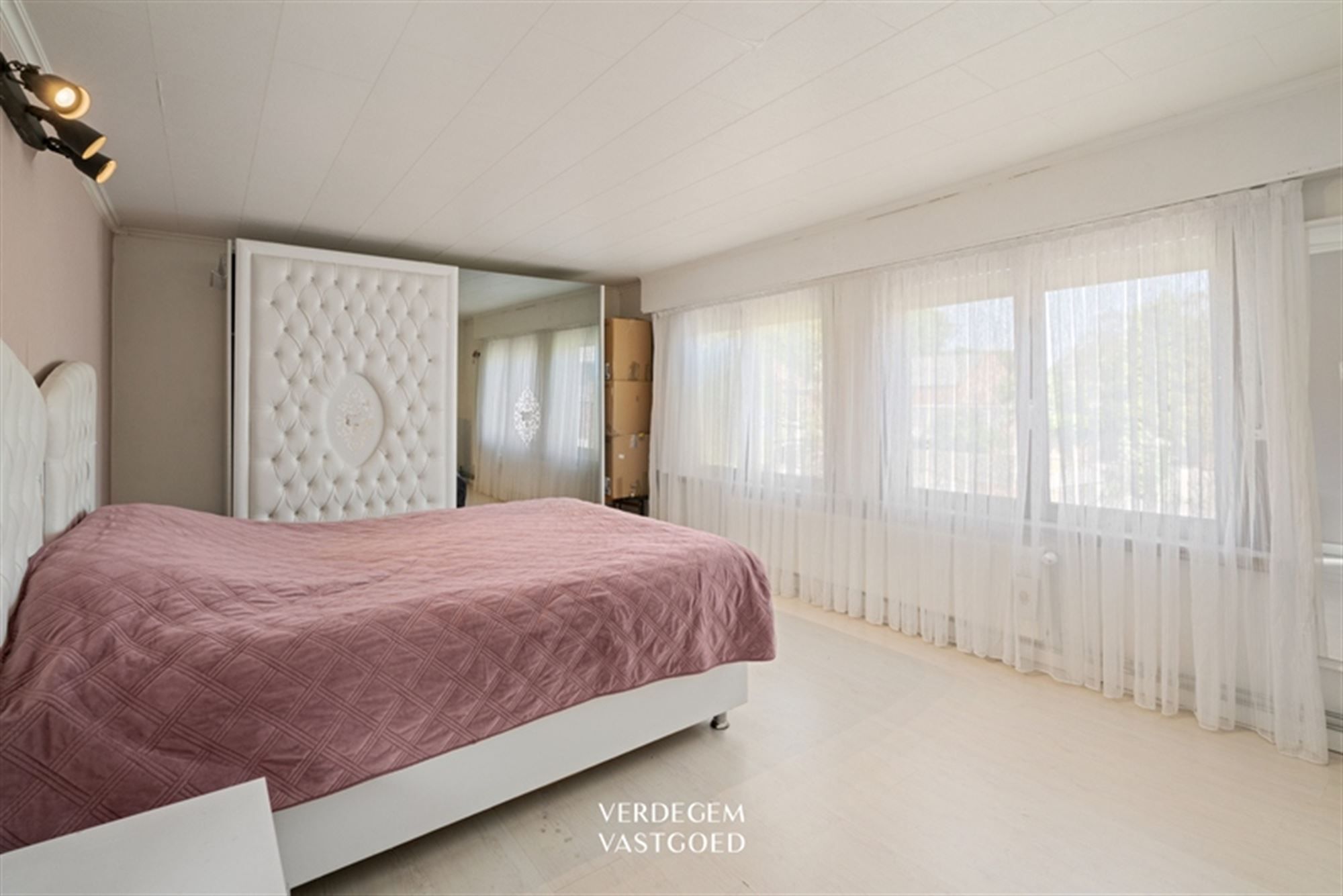 Huis met 3 slaapkamers, garage en tuin foto 13