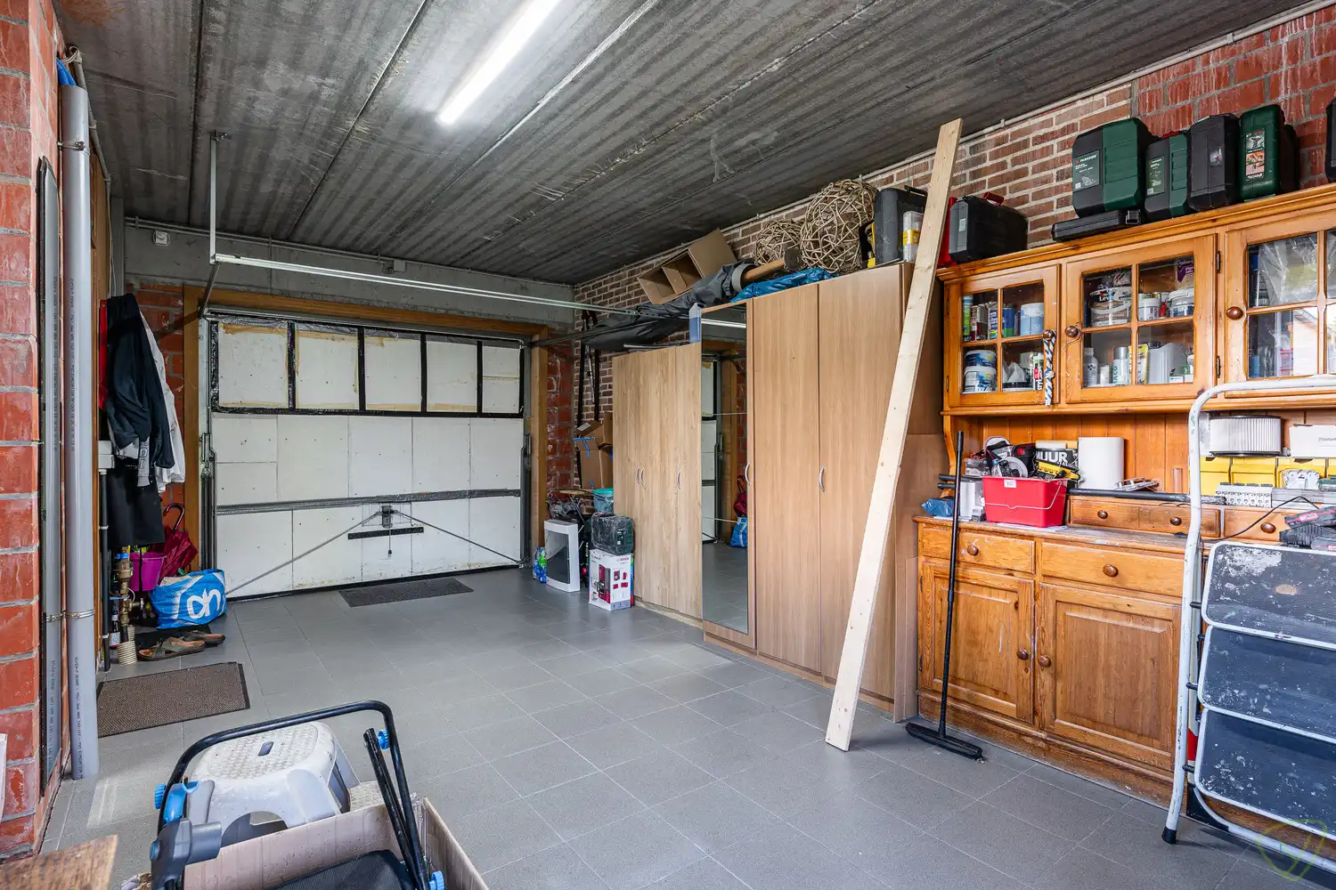Lichtrijke instpaklare woning te Wondelgem in een residentiële omgeving. foto 10