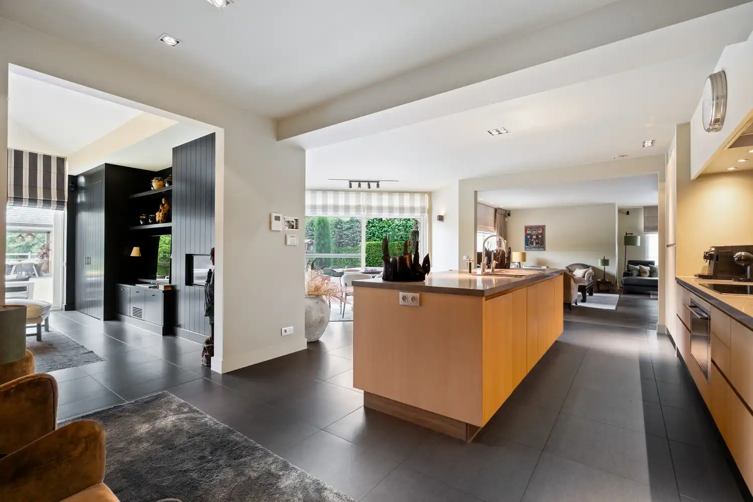 Exclusieve villa met 550 m² bewoonbare oppervlakte op een prachtig perceel van 5.458 m² nabij het centrum van Heist-op-den-Berg foto 15