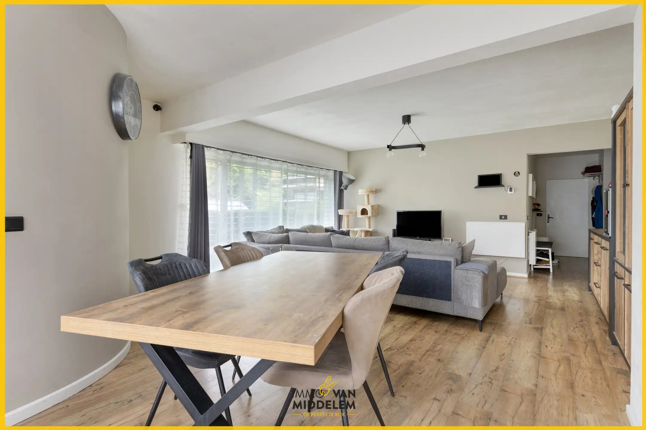 GELIJKVLOERS APPARTEMENT MET 2 KAMERS, TUIN EN GARAGE foto 3