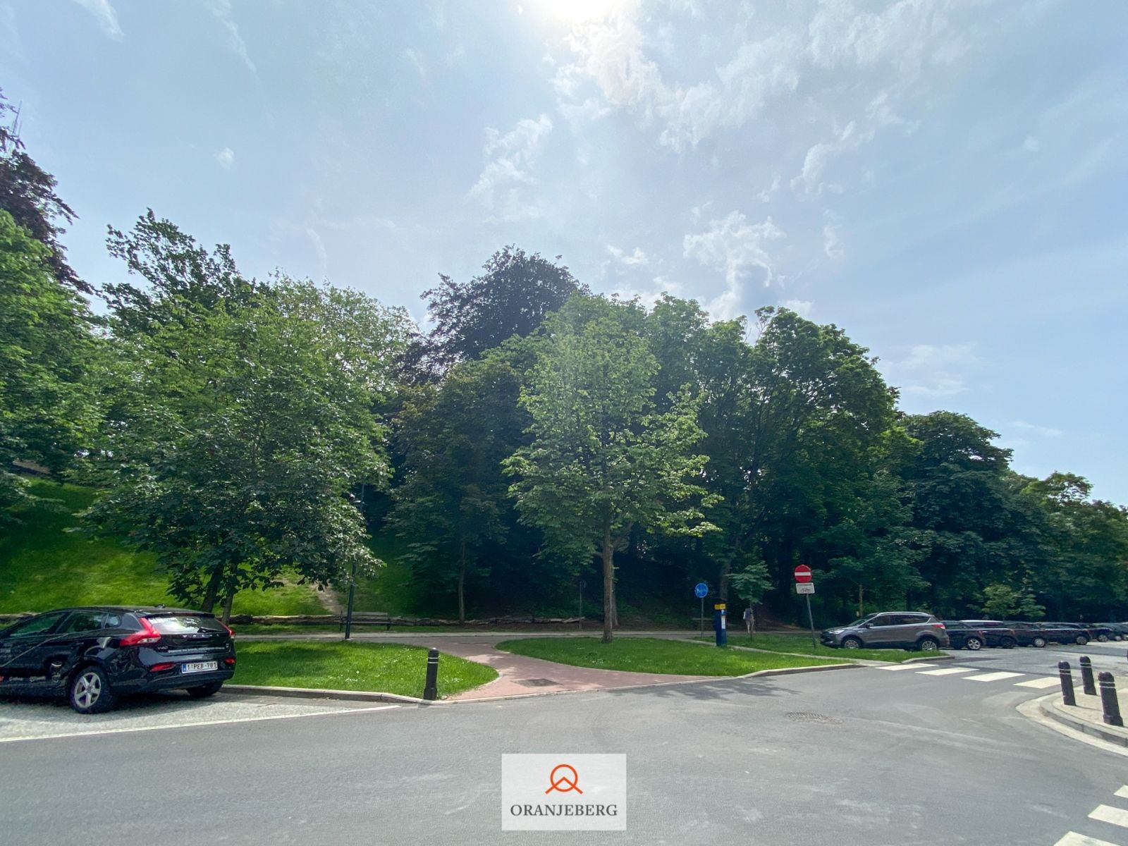 Gerenoveerd ruim duplex appartement met 2 slpk's foto 44
