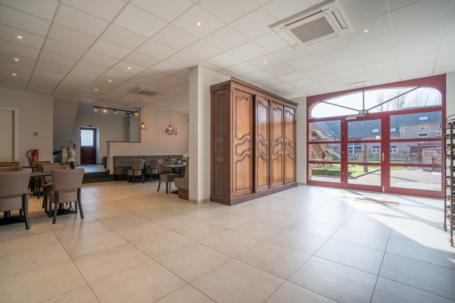 Prachtig gerenoveerde vierkantshoeve (B&B) met wellness te Heers foto 23