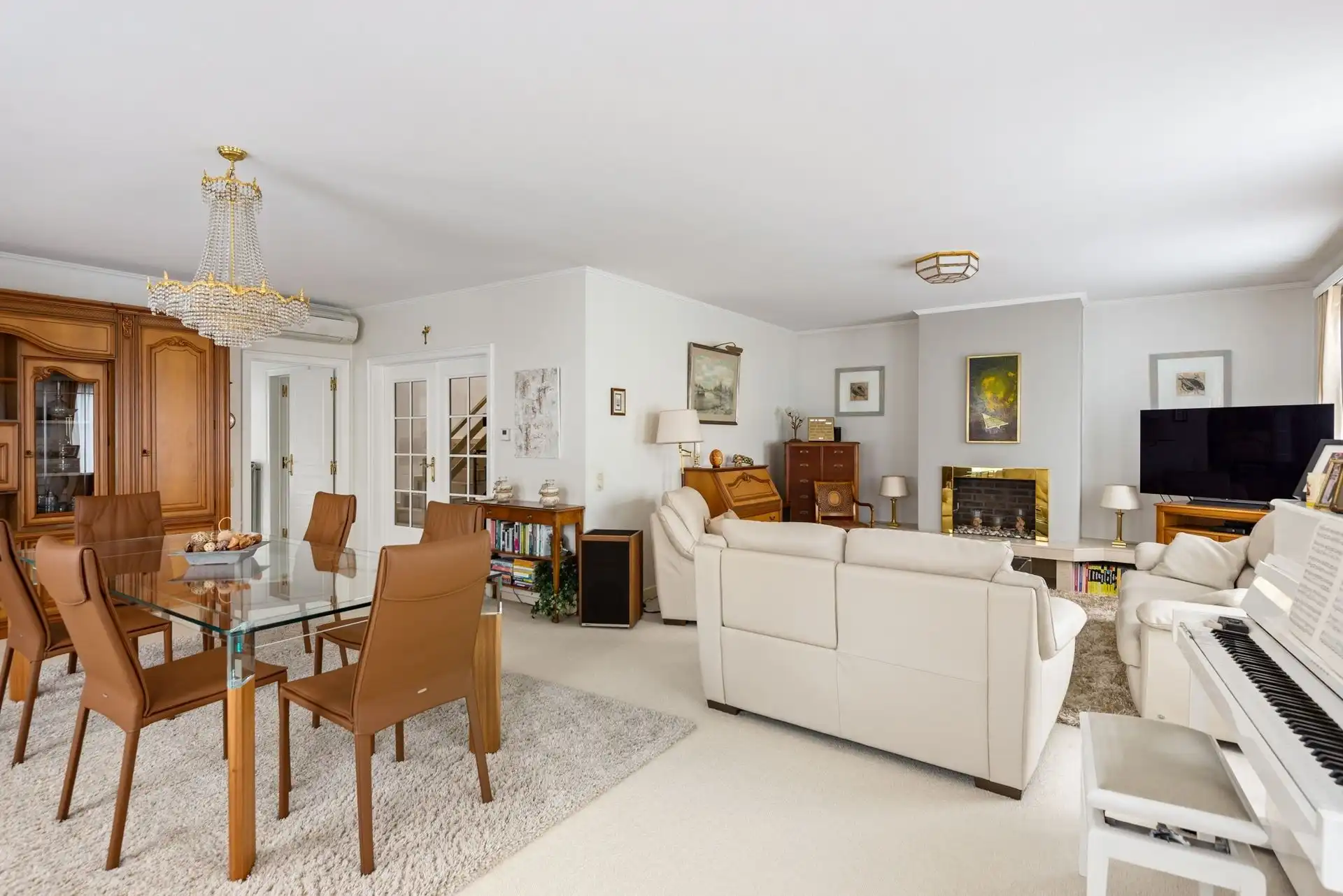 RUIME WONING MET POLYVALENTE RUIMTE foto 5