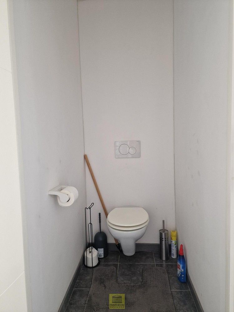 Ruim duplexappartement met aangenaam terras én garage! foto 17