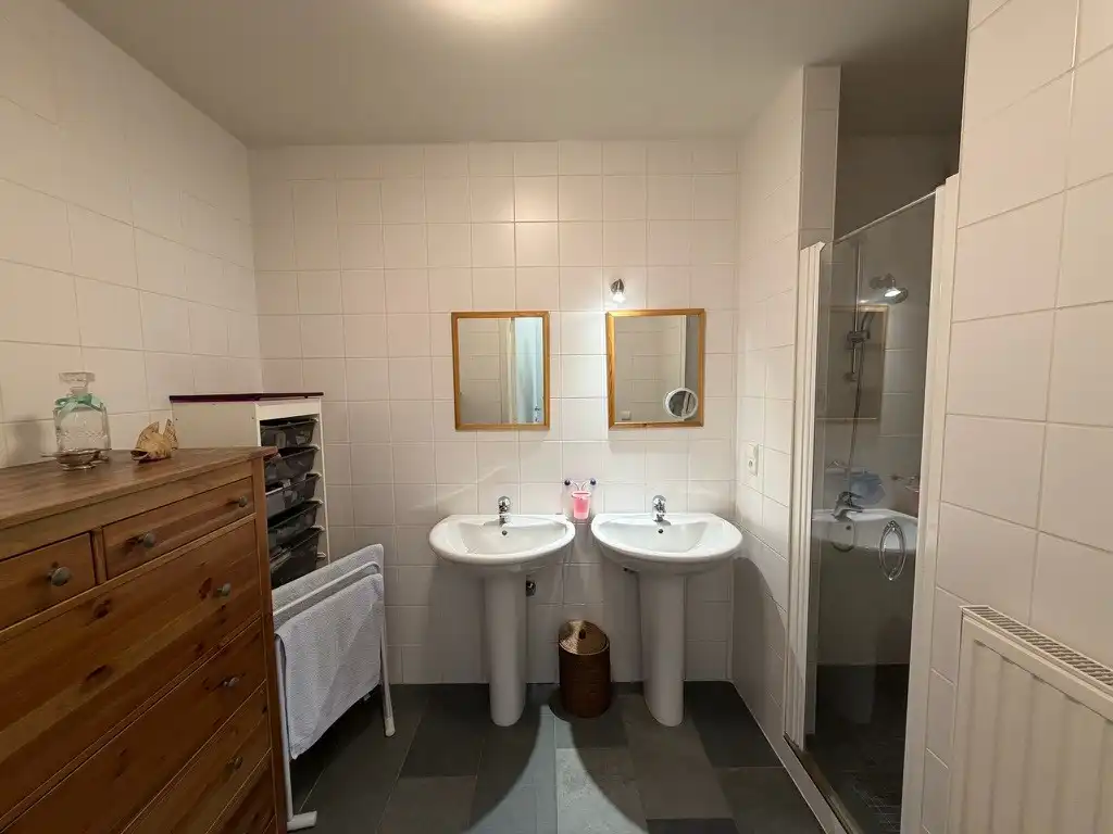 Genk, Schabartstraat 6 bus 11: modern energiezuinig appartement met 2 slaapkamers, terras en ondergrondse autostaanplaats. foto 13