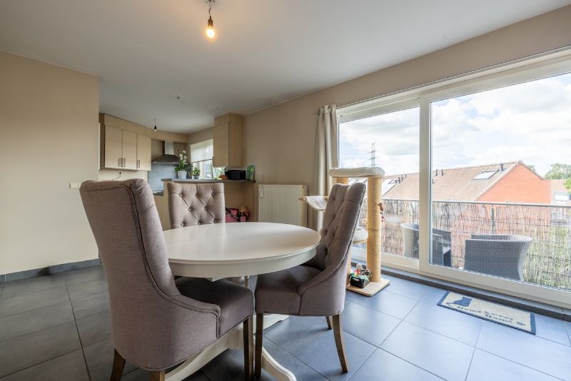 🏡 Te huur in het centrum van Wondelgem – 2 slaapkamer appartement met terras  🏡 foto 3