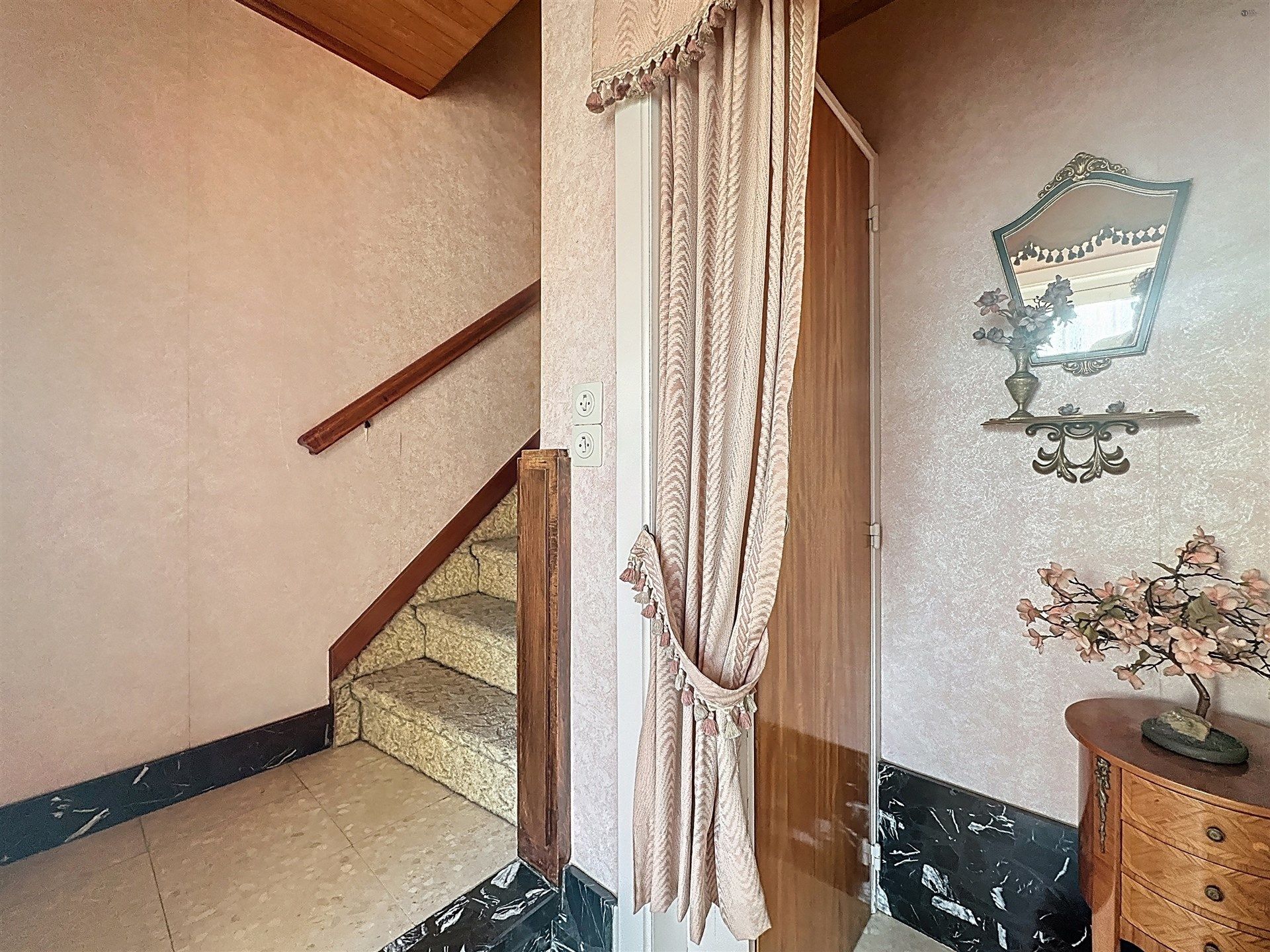 Gezinswoning met 3 slaapkamers en voortuin op perceel van 246m² in Sint-Niklaas foto 10