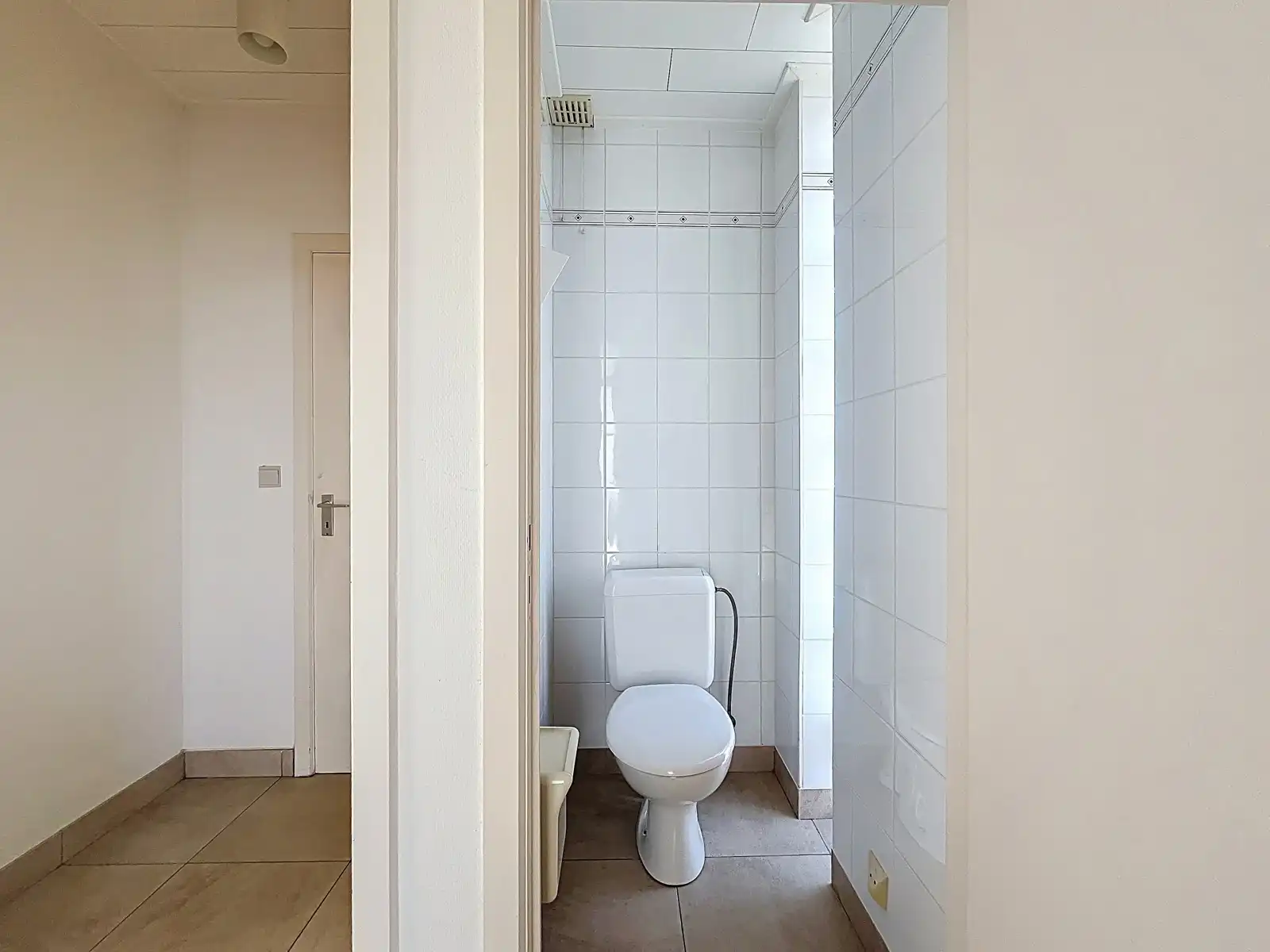 Mooi gelegen, alleenstaande Woning, 2 SLPK, garage én Tuin! foto 15