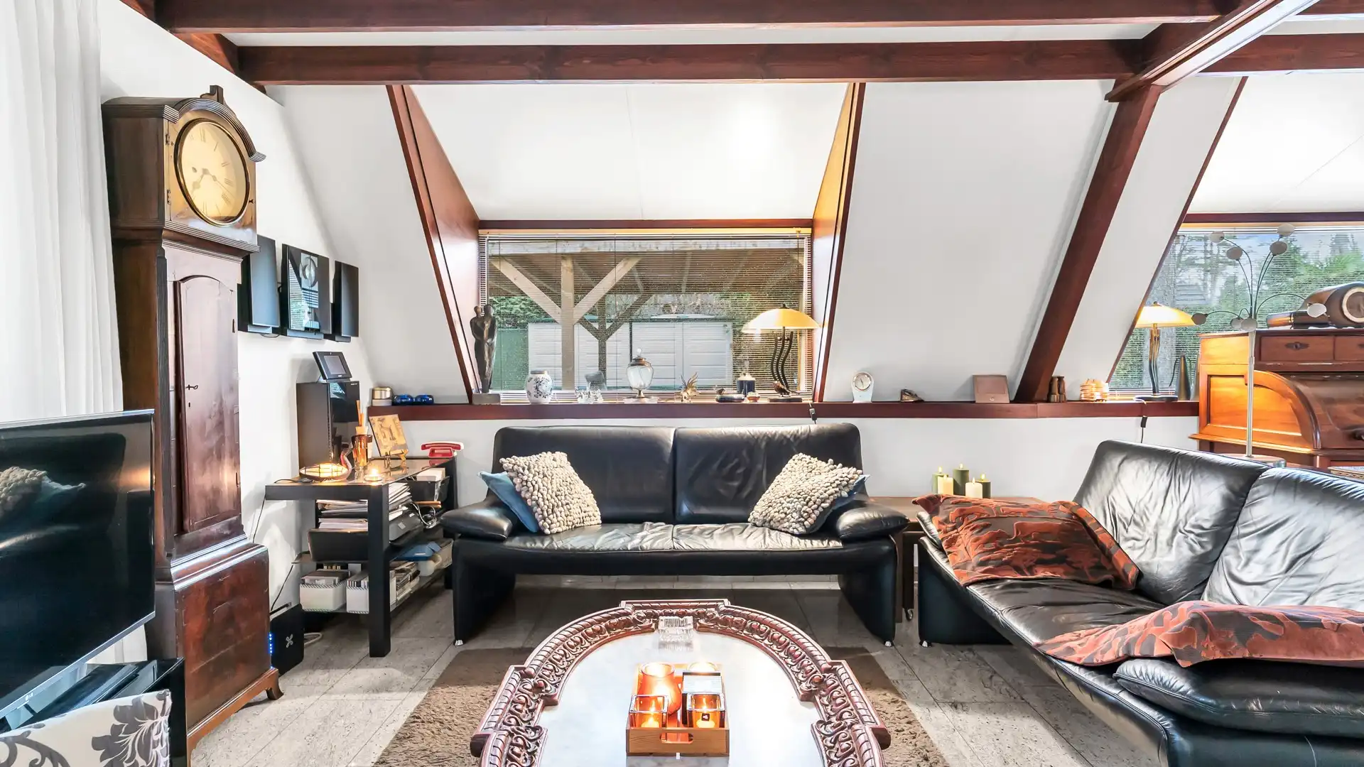 CHARMANTE VAKANTIEWONING AAN DE SONNEVIJVER IN LANAKEN - RUST, NATUUR & COMFORT foto 6