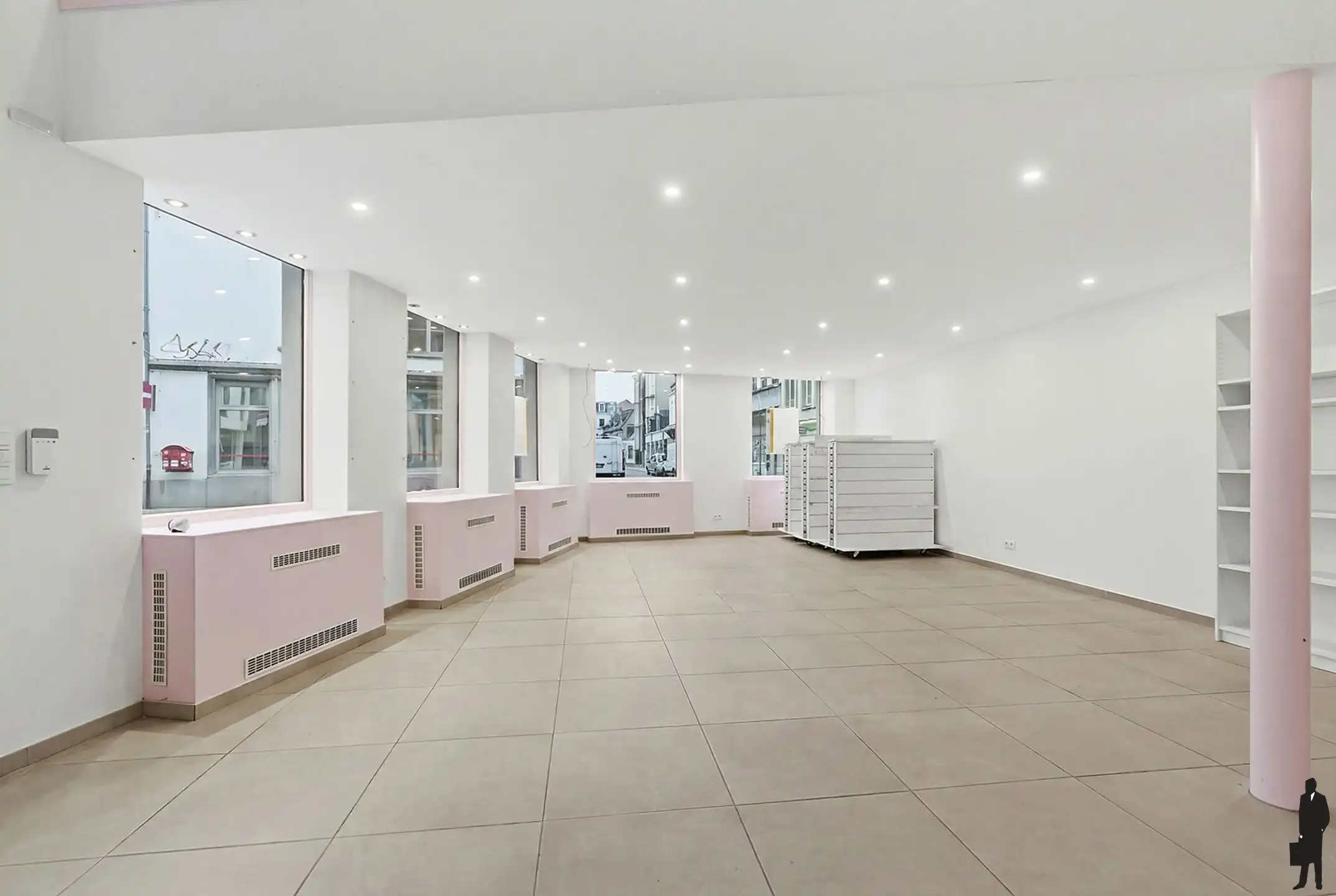 Commerciële hoekruimte van 119 m² op topligging nabij Parking Meir-Opera foto 5