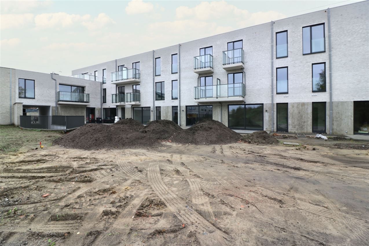 Nieuwbouwapp. met twee slpk, zuidterras op een gunstige ligging foto 38