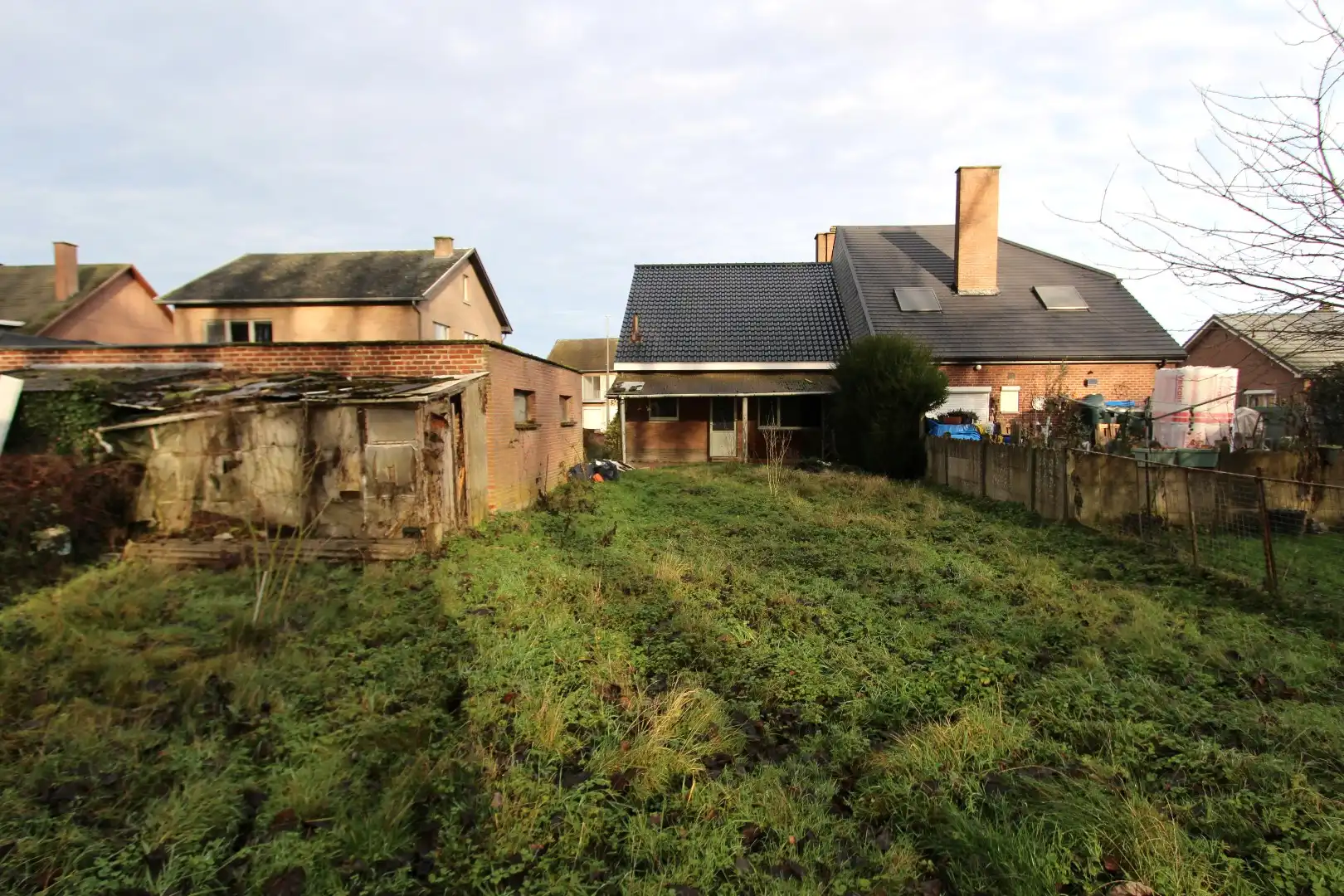 Woning in aangename woonbuurt centrum Tongeren - Grondig te renoveren foto 3