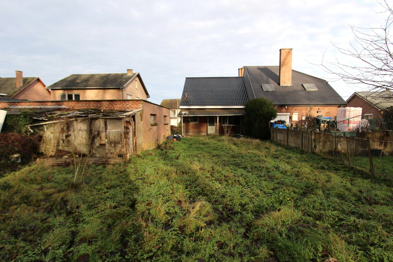 Woning in aangename woonbuurt centrum Tongeren - Grondig te renoveren foto 3