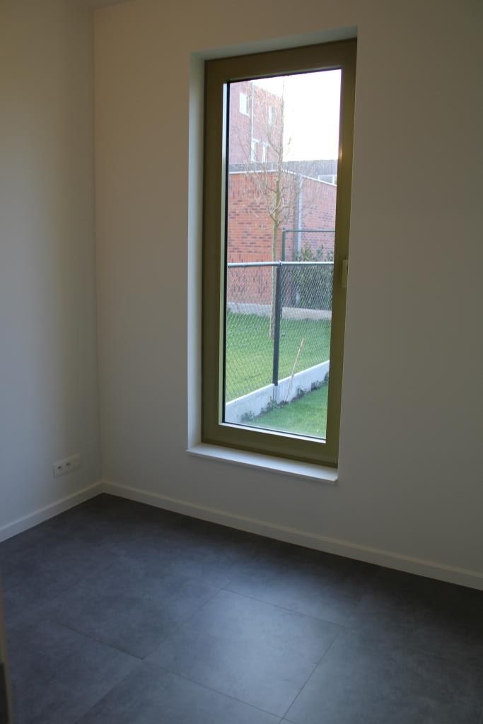 Zeer ruim en energiezuinig appartement met autostaanplaats foto 15