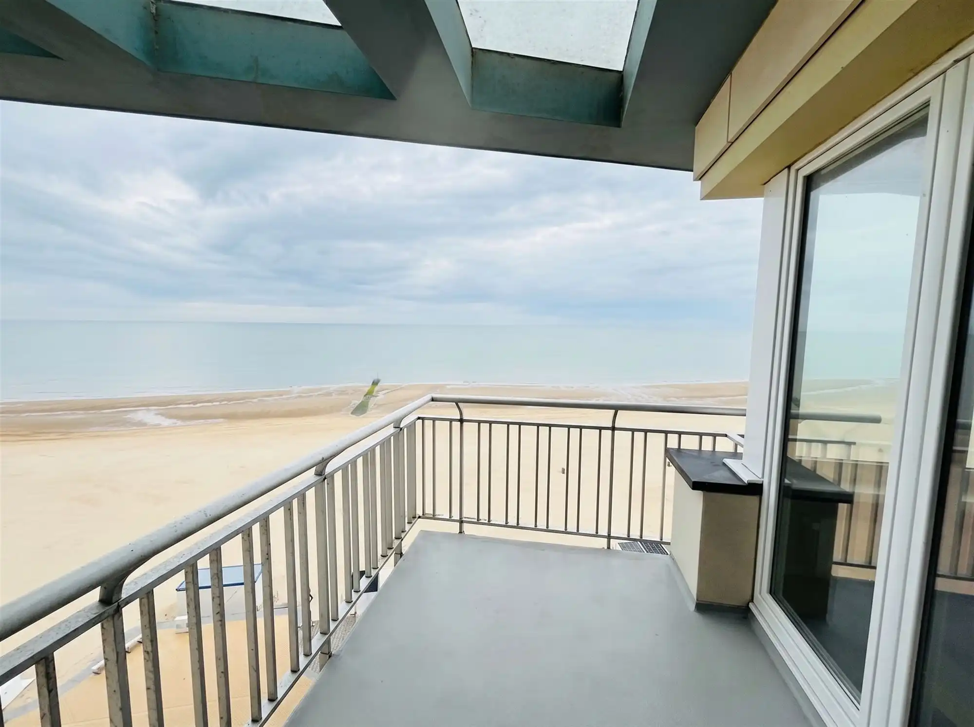Luxueus, gemeubeld appartement met terras foto 13