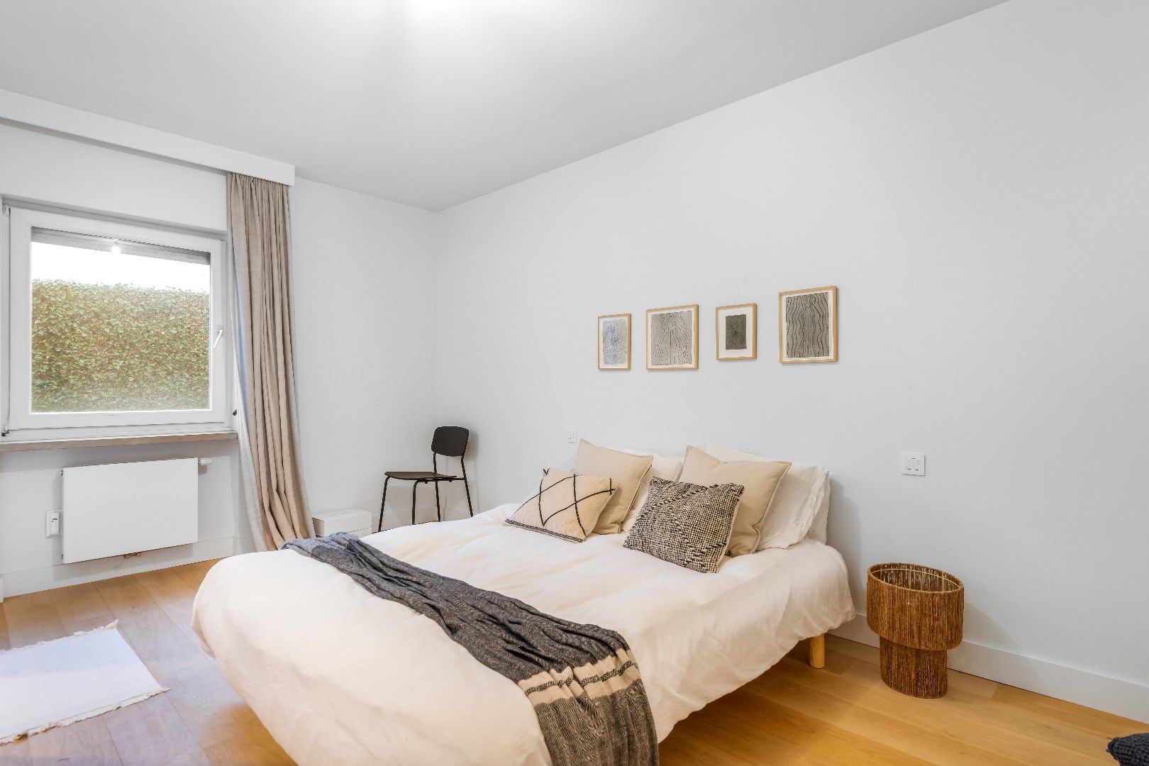 Instapklaar gelijkvloersappartement met zuid gerichte tuin gelegen nabij het Zegemeer en het CC Scharpoord. foto 10
