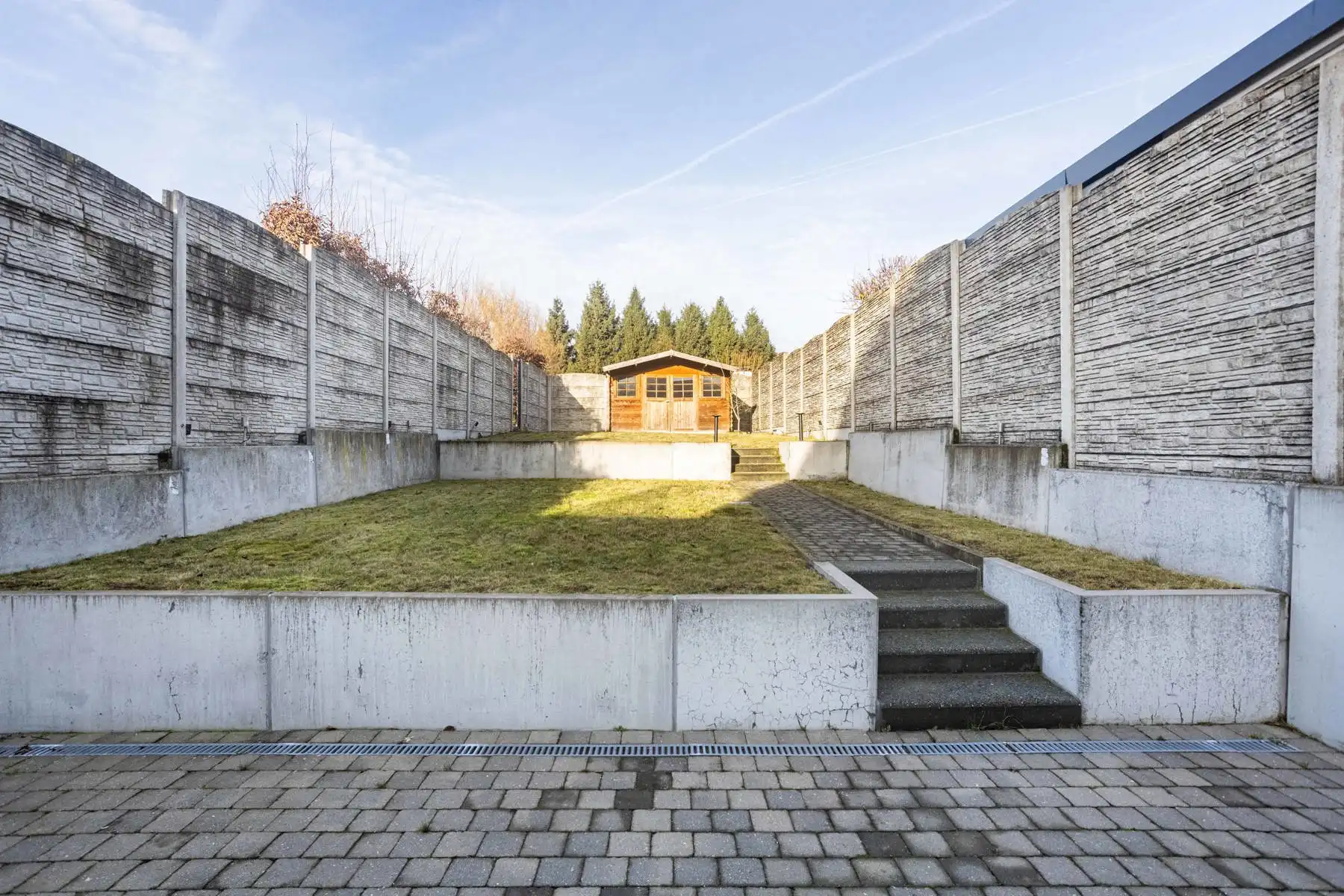 Instapklare recente woning met 4 slaapkamers en 3 badkamers! foto 27