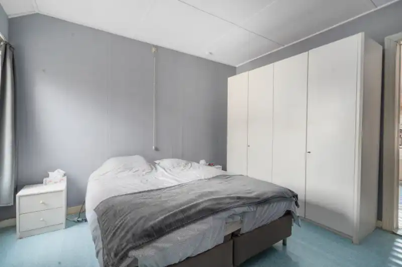 Woning aan de stadsrand foto 9