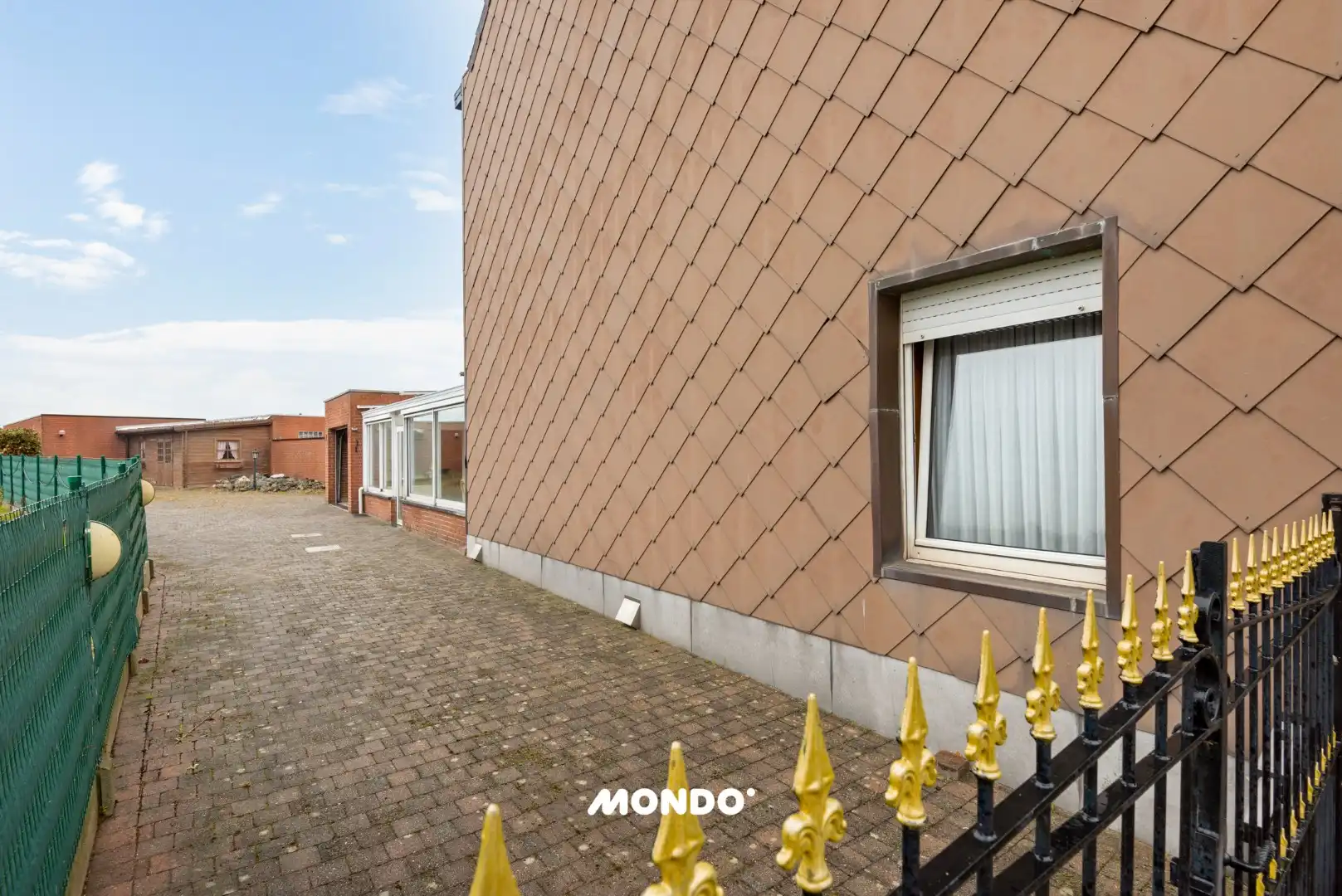 Te renoveren HOB met oprit, garage & potentieel te Opwijk. foto 22