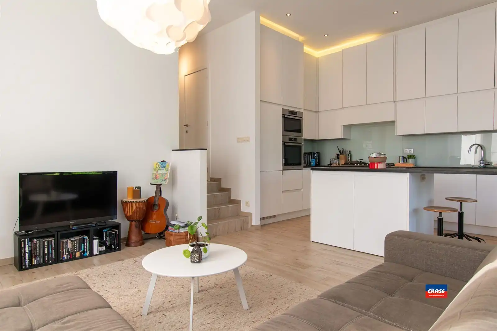 Recent appartement met 2 slaapkamers, tuin + P foto 5