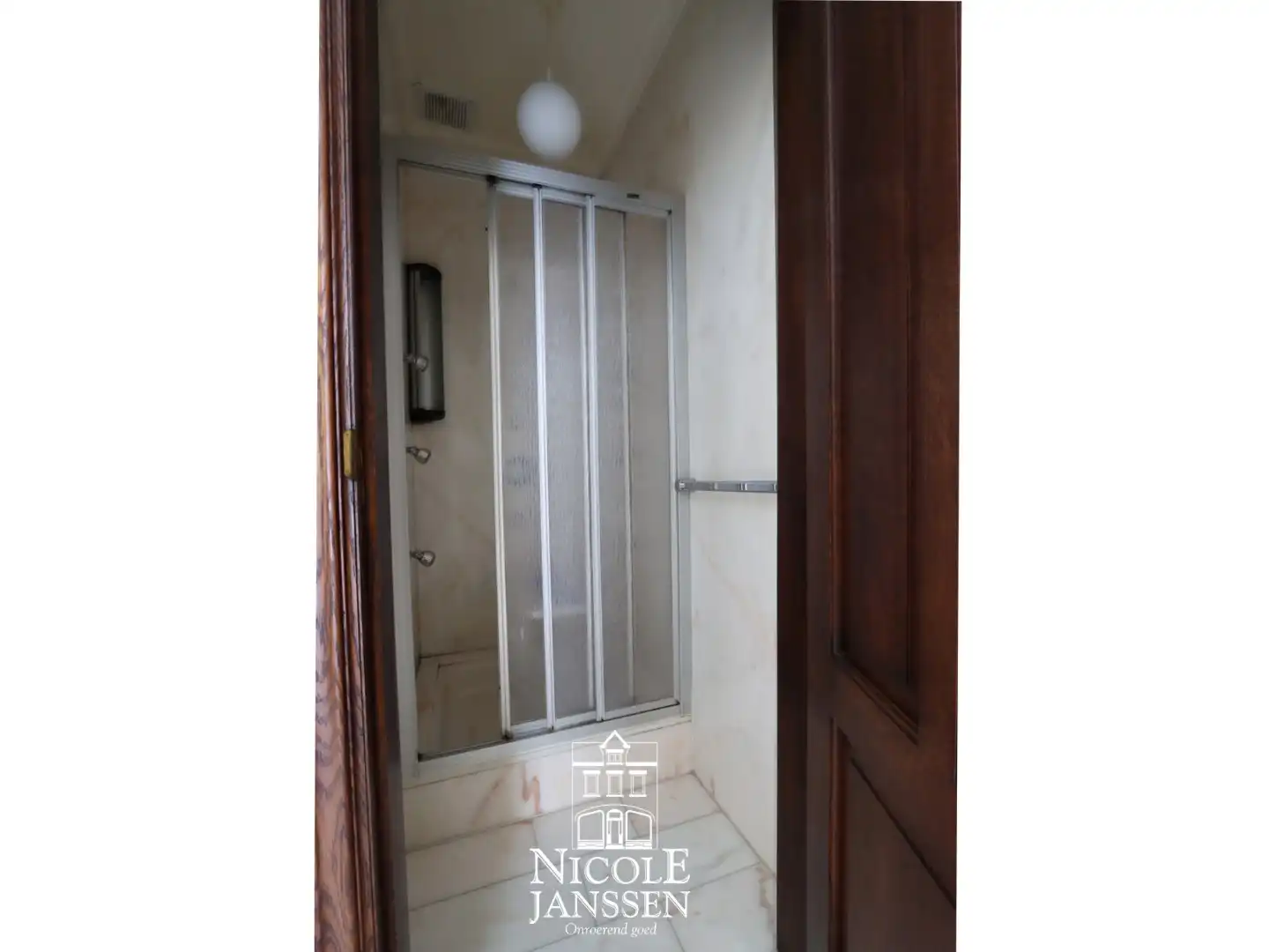 Charmante ruime woning foto 14