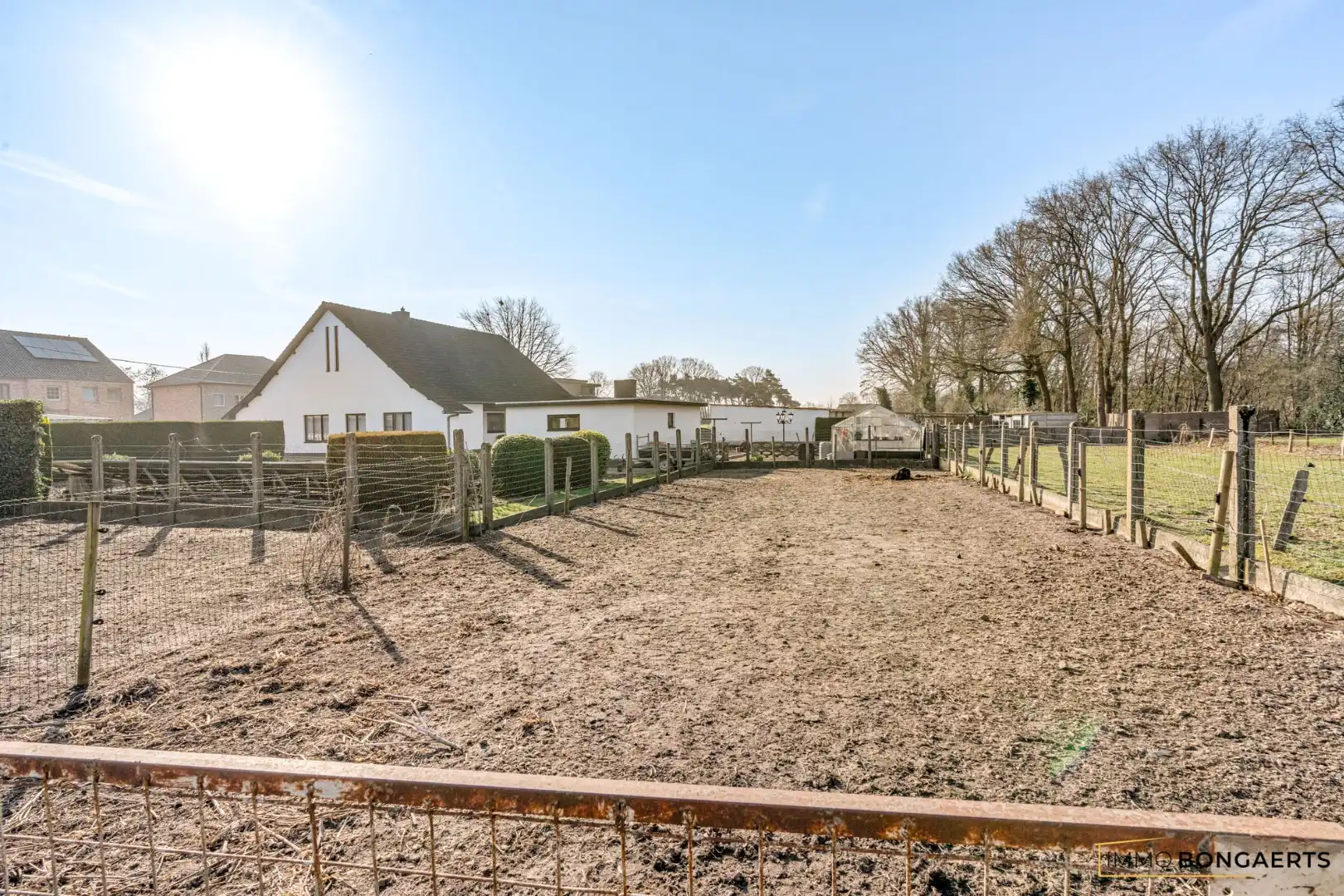 Te renoveren woning  foto 26