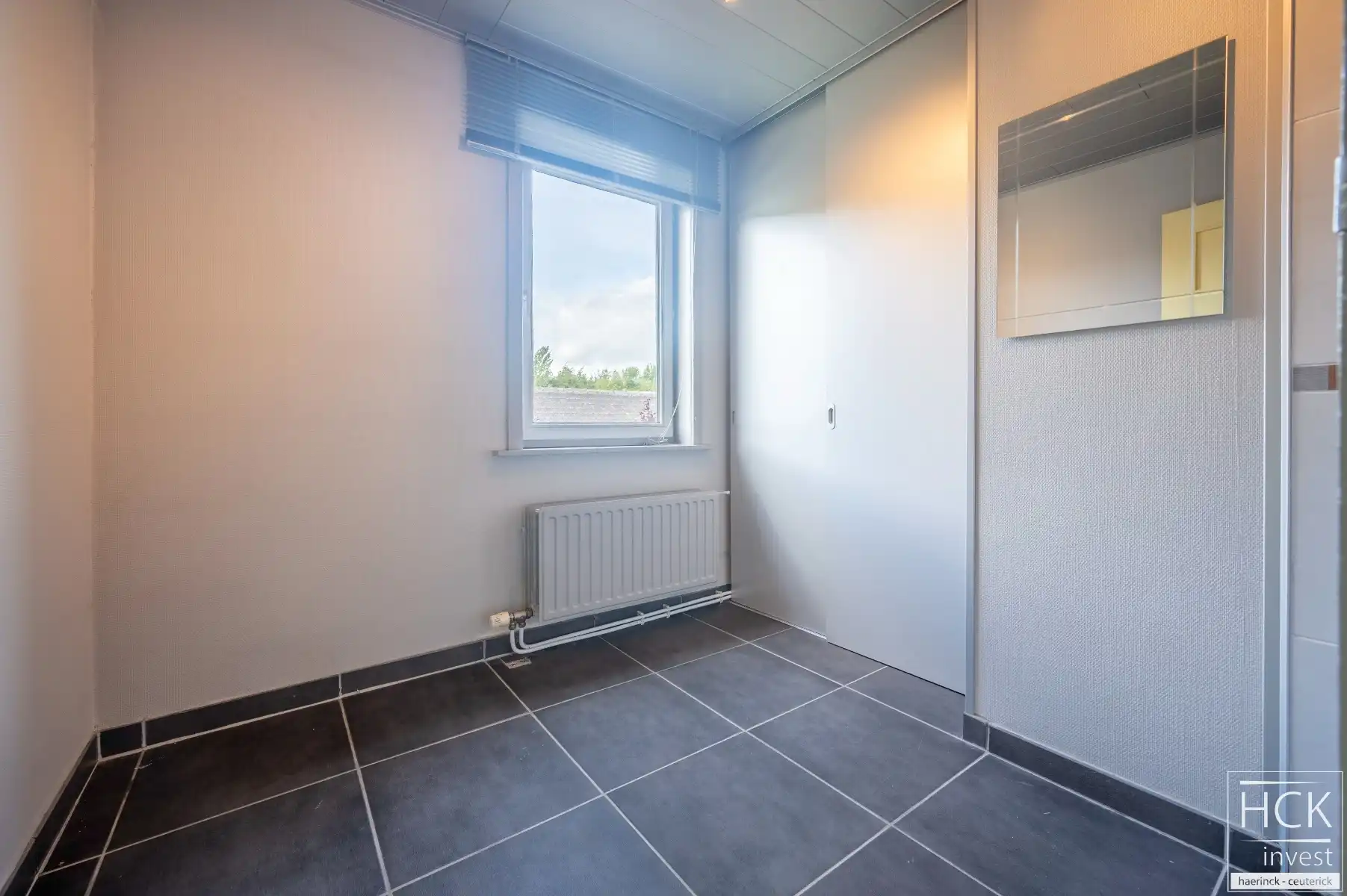 KRUISHOUTEM - Ruime halfopen woning met 4 SLPK, op een aantrekkelijk perceel van 402 m²! foto 22