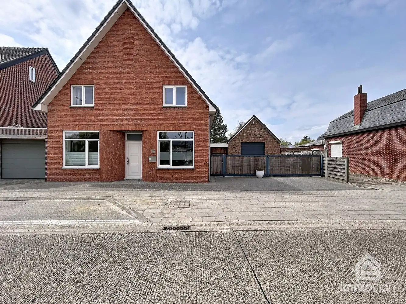 Zeer ruime woning met werkplaats in Hamont-Achel! foto 53