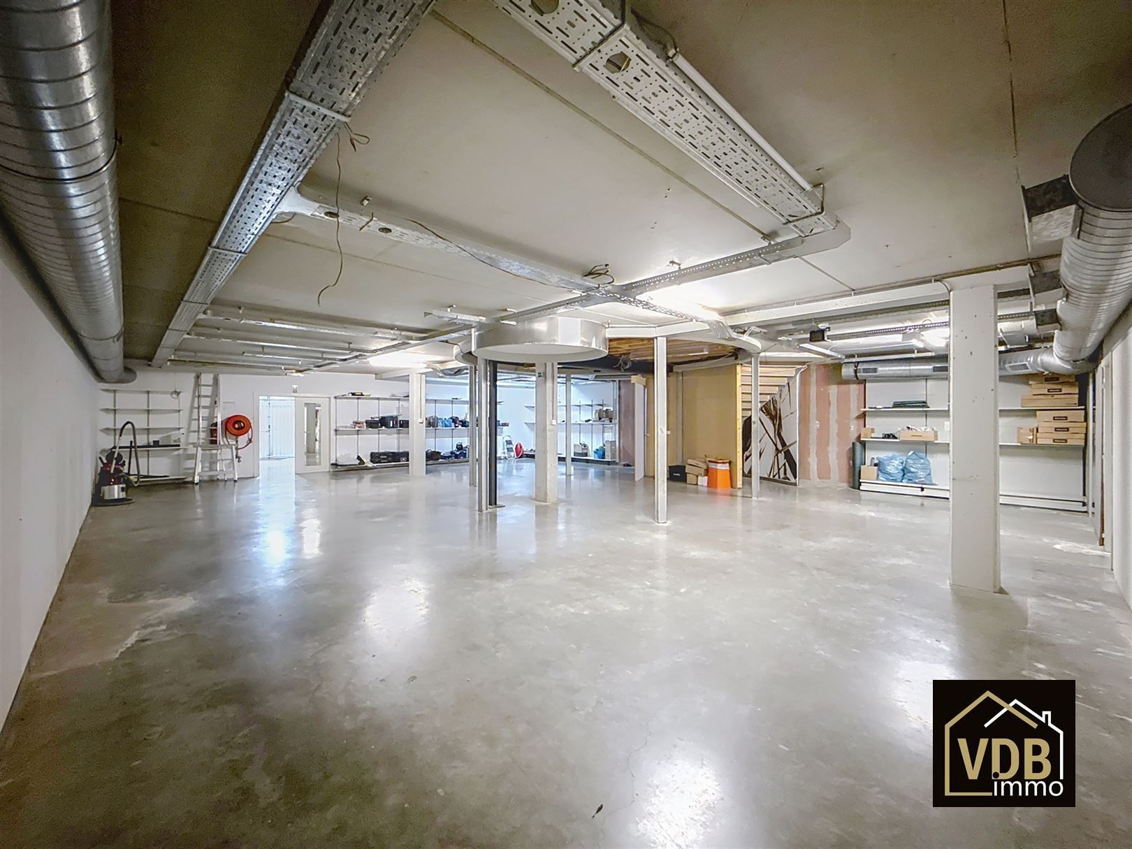 Commercieel pand op TOP locatie foto 55