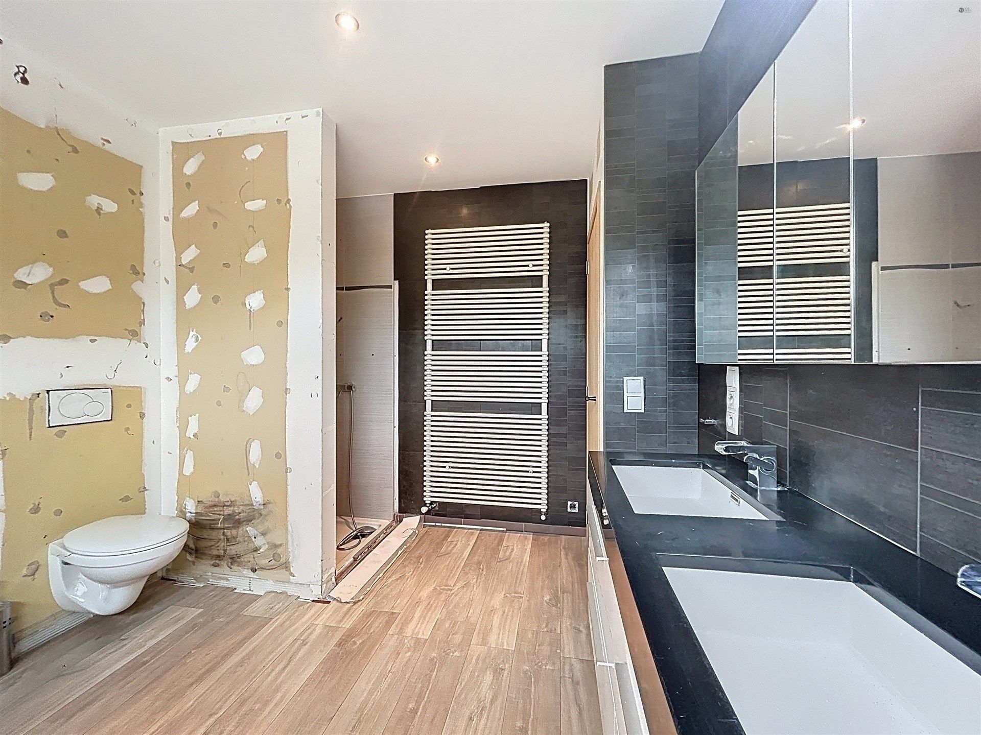 Prachtige half open bebouwing met 4 slaapkamers en garage op perceel van  450 m²  foto 22