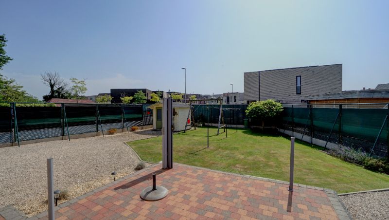 Gelijkvloers landhuis 156m² + 80m² verdieping op 7 are nabij centrum foto 17