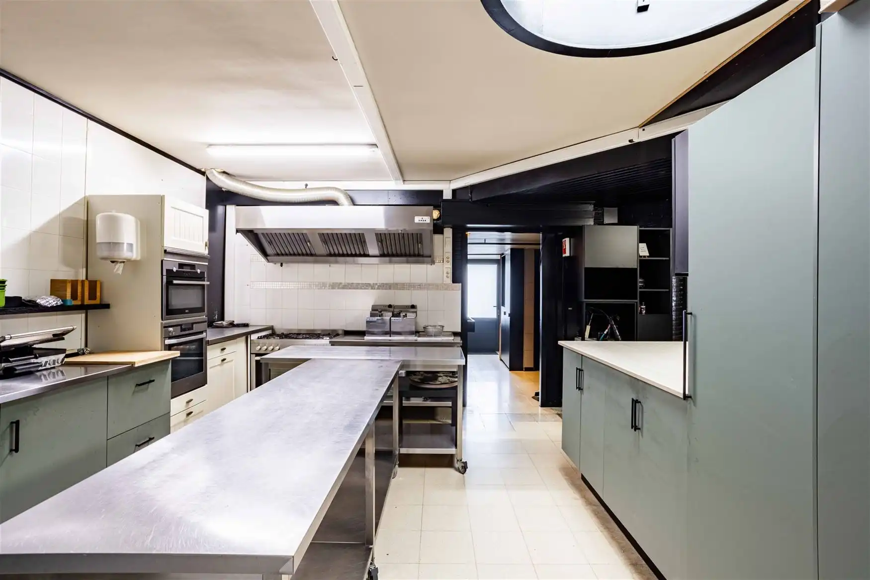 Horeca-eigendom met bovenliggend appartement foto 8