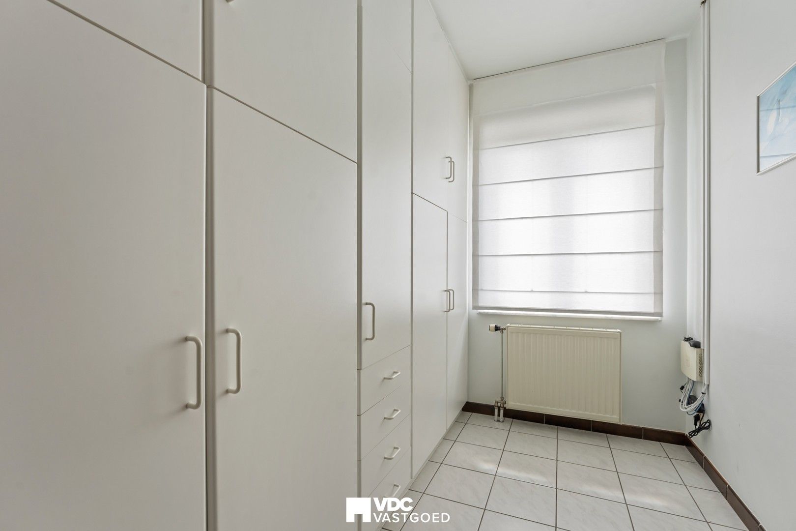 Unieke villa met kantoorruimte, binnenzwembad en opsplitsingsmogelijkheid foto 16
