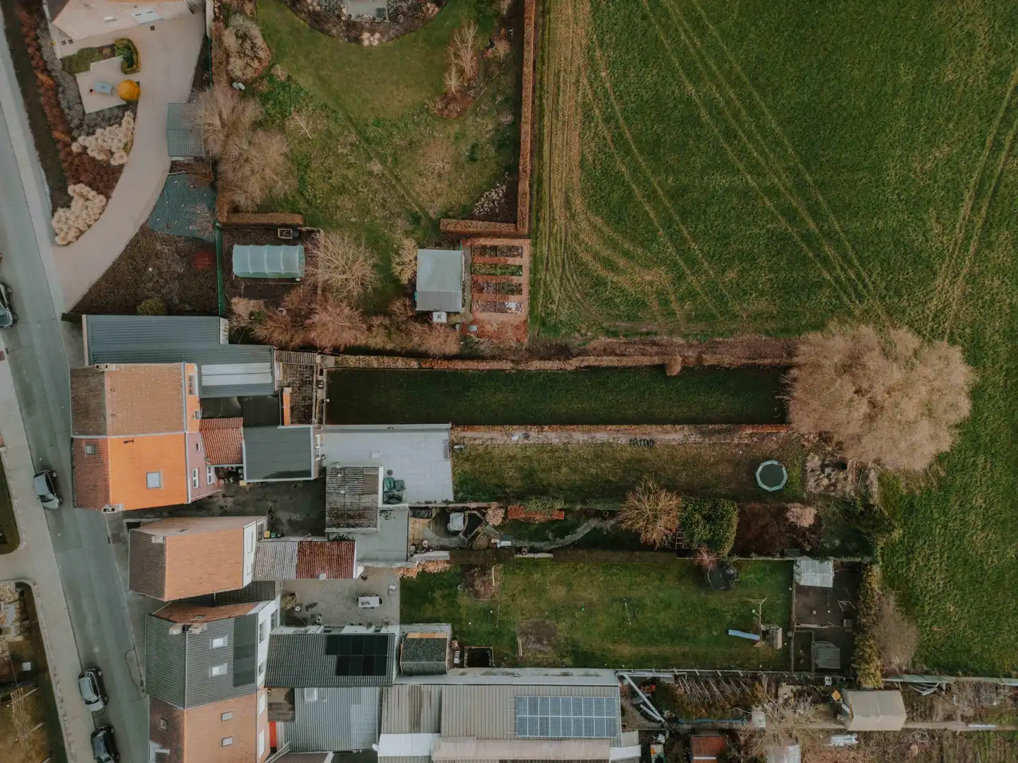 Rustig gelegen woning met 4 slaapkamers foto 27