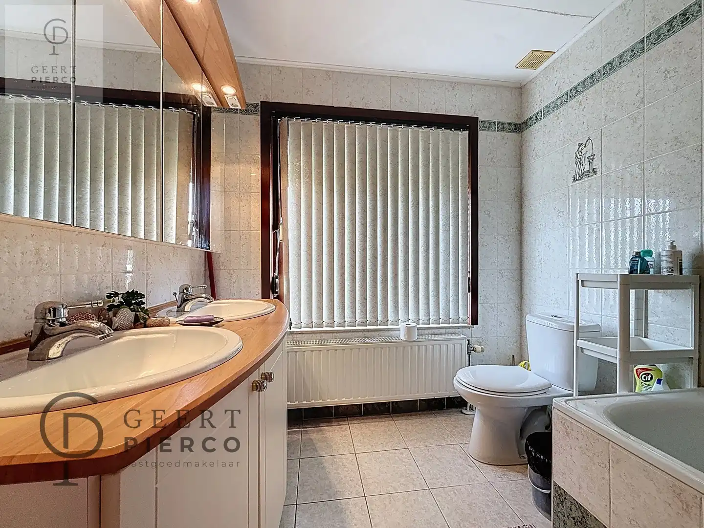 Gezellige bungalow foto 19