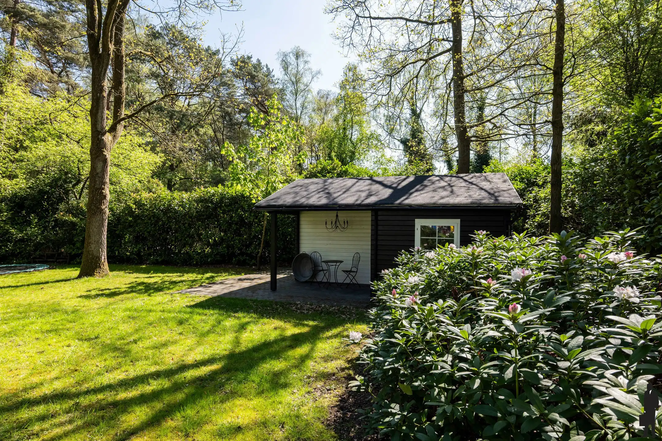 Charmante villa met zwembad op rustige ligging foto 23