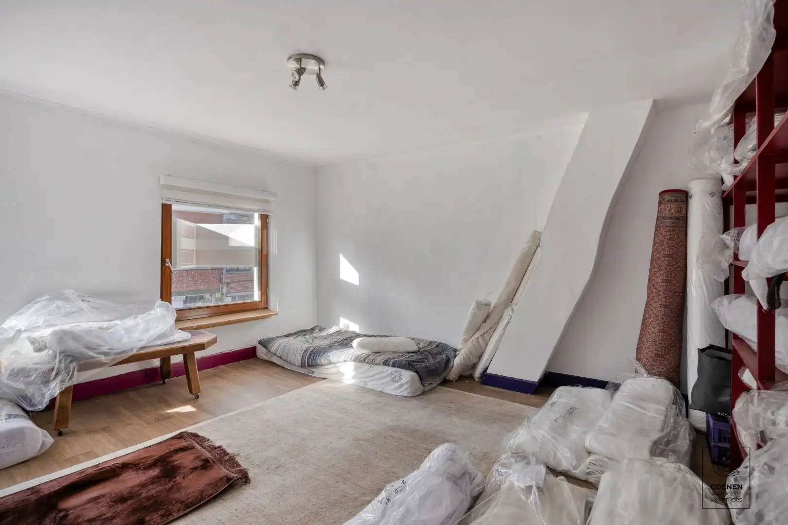 Handelspand met potentieel voor woongelegenheid op toplocatie te Deurne! foto 9