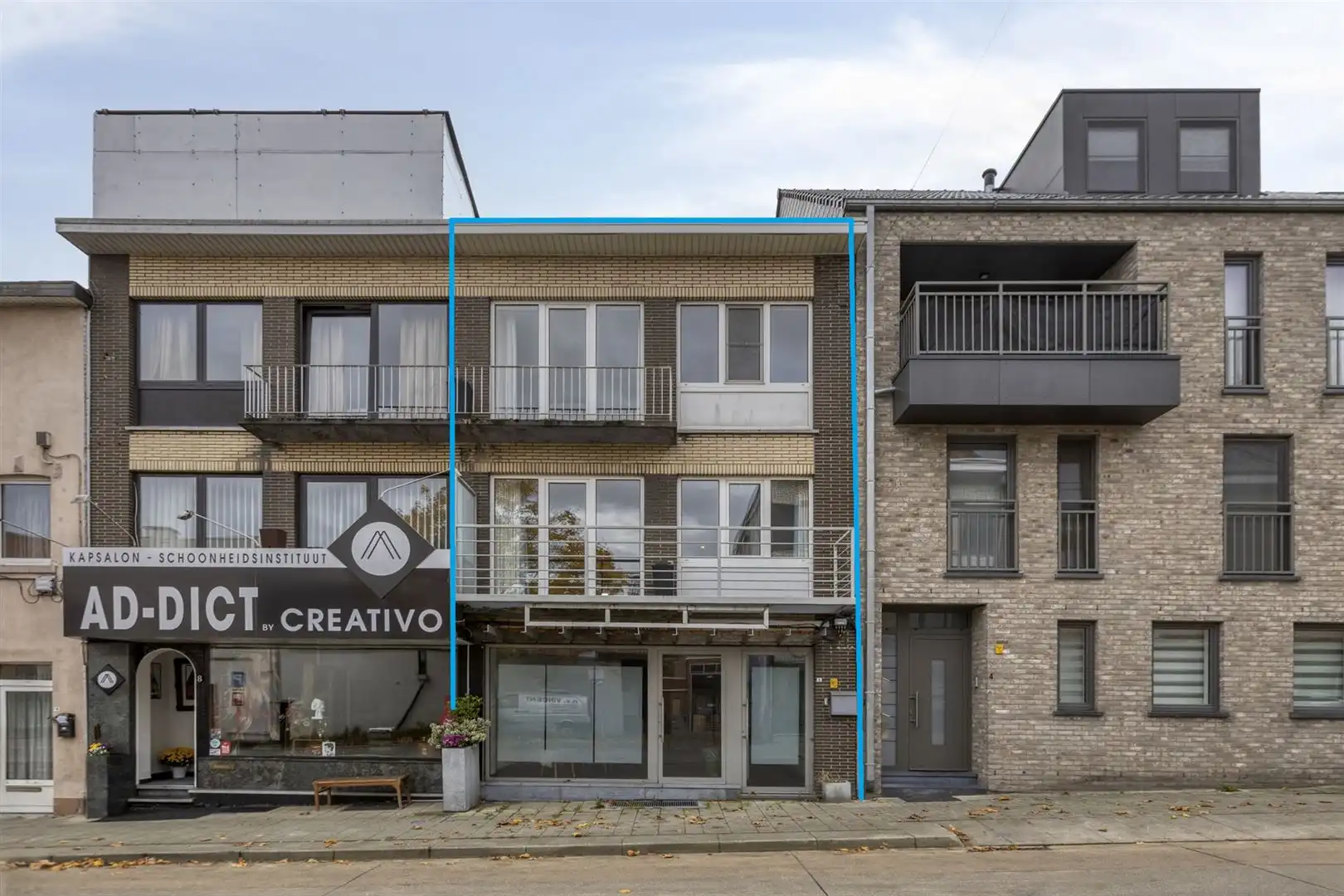 TE KOOP: Investeringspand met handelsruimte en appartement! foto {{pictureIndex}}